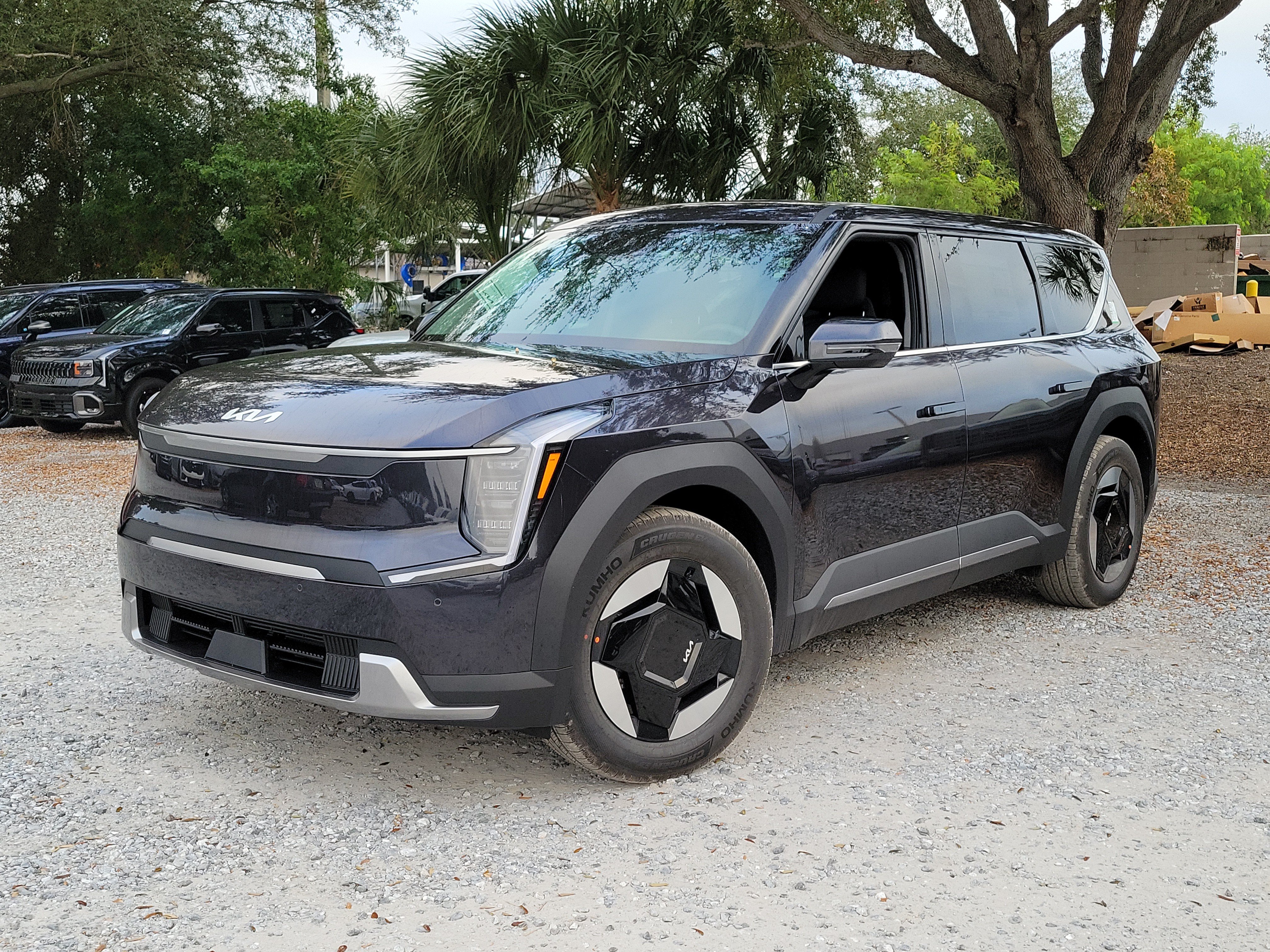 New 2027 Kia EV9 Light