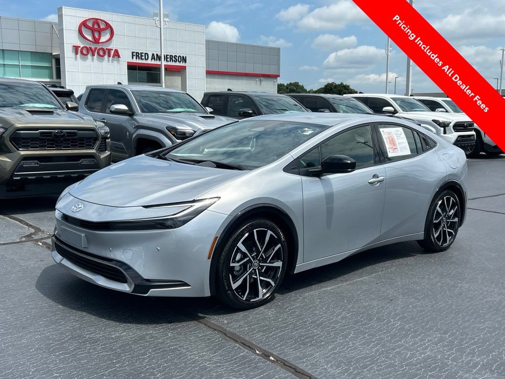 Used 2026 Toyota Prius Plug-In Hybrid FWD image 1