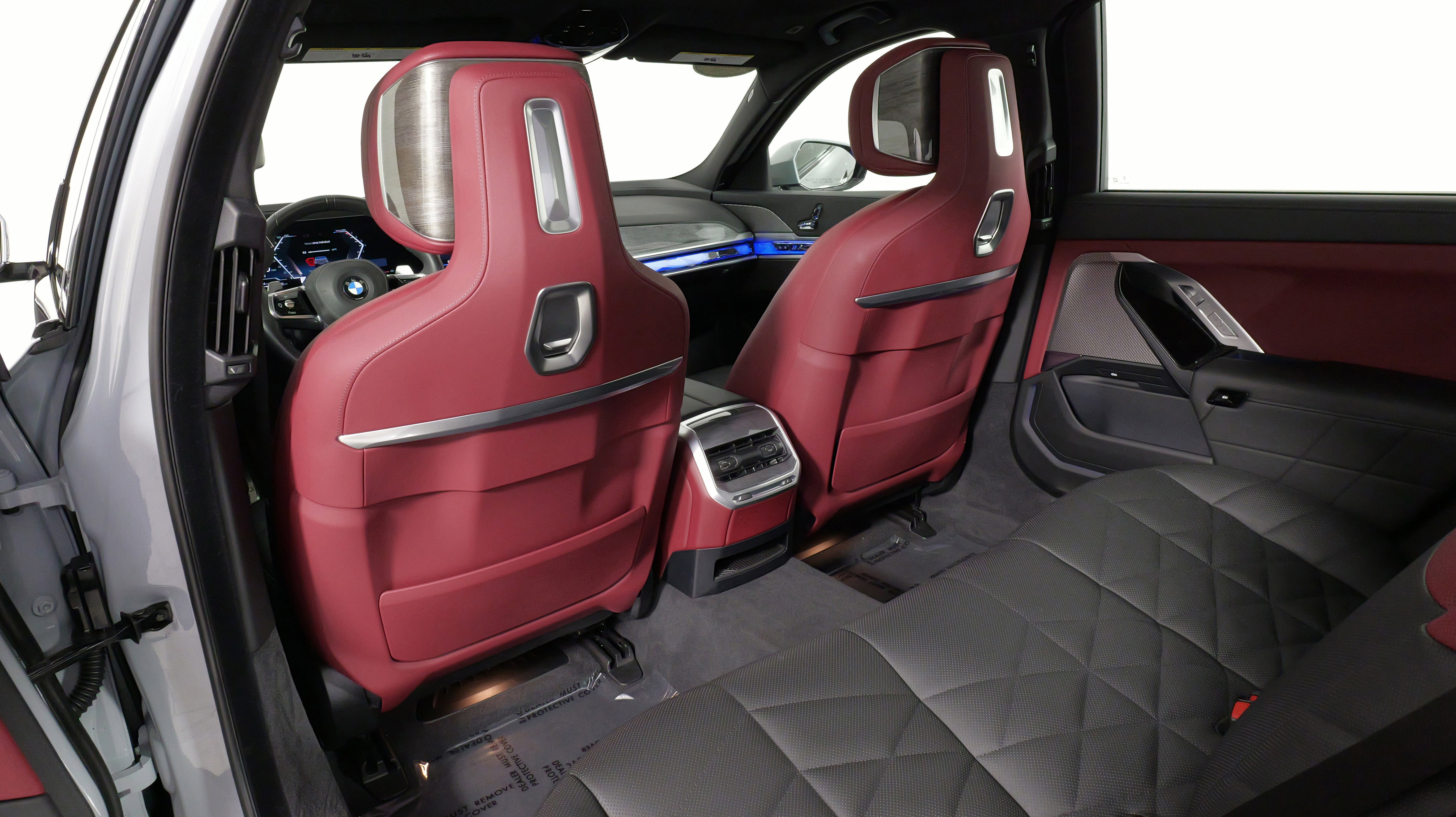 Used 2024 BMW 740i xDrive image 36