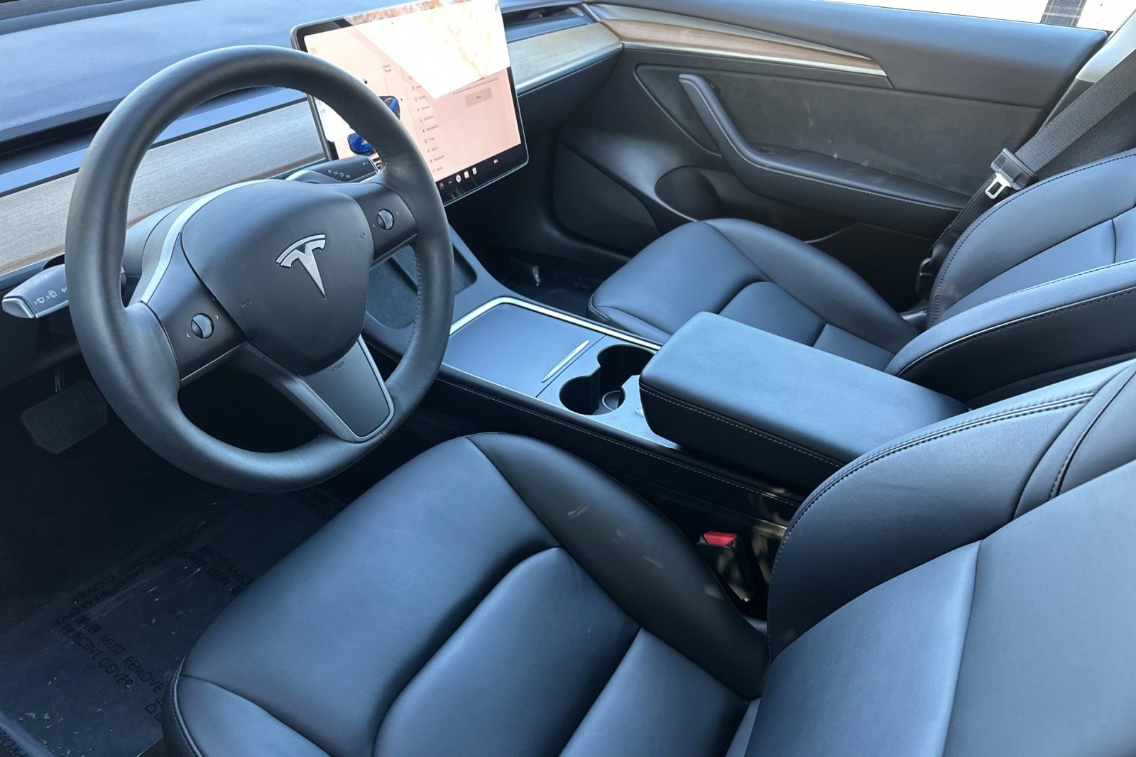 Used 2022 Tesla Model 3 Standard Range image 11