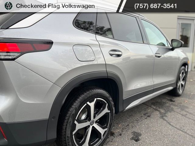 New 2026 Volkswagen Tiguan SE image 8