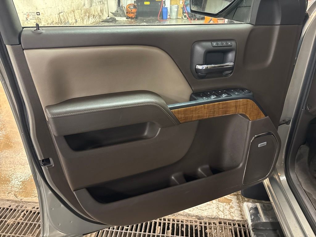 Used 2017 GMC Sierra 1500 SLT w/ SLT Premium Package image 14