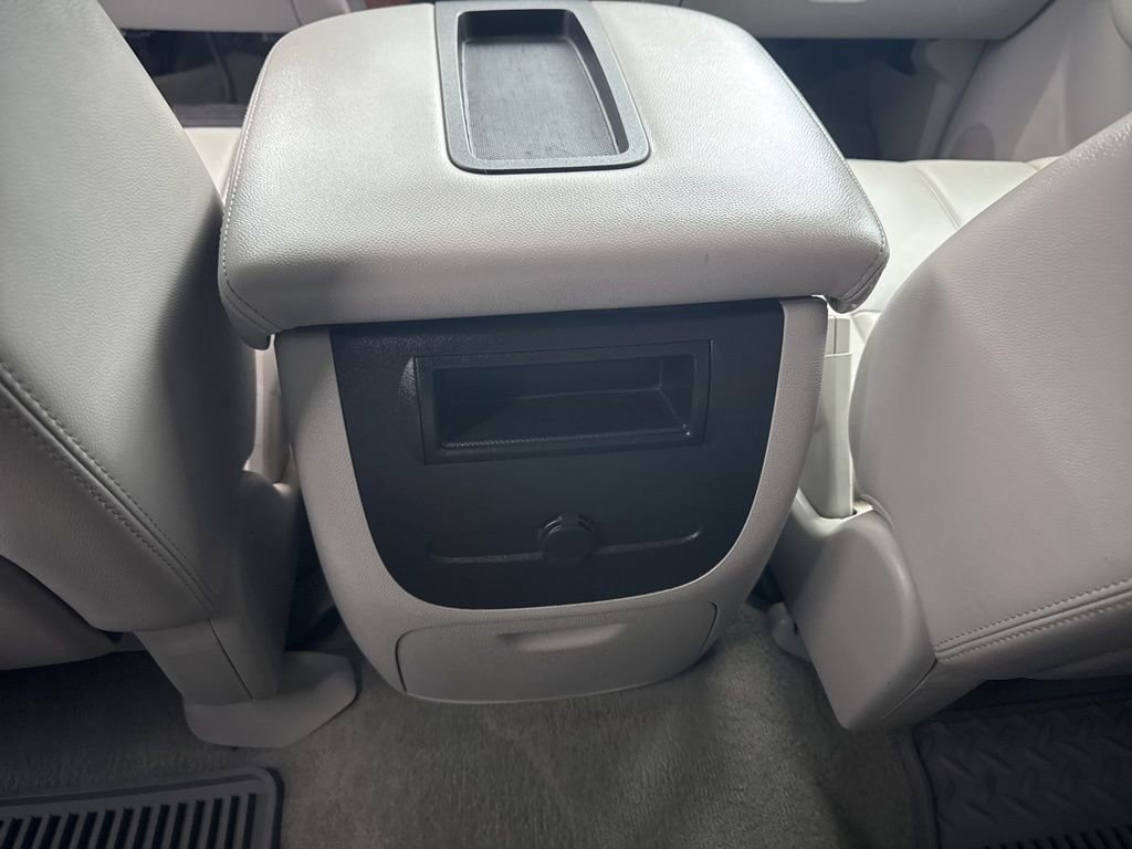 Used 2011 Chevrolet Silverado 2500 LTZ AWD/4WD image 30