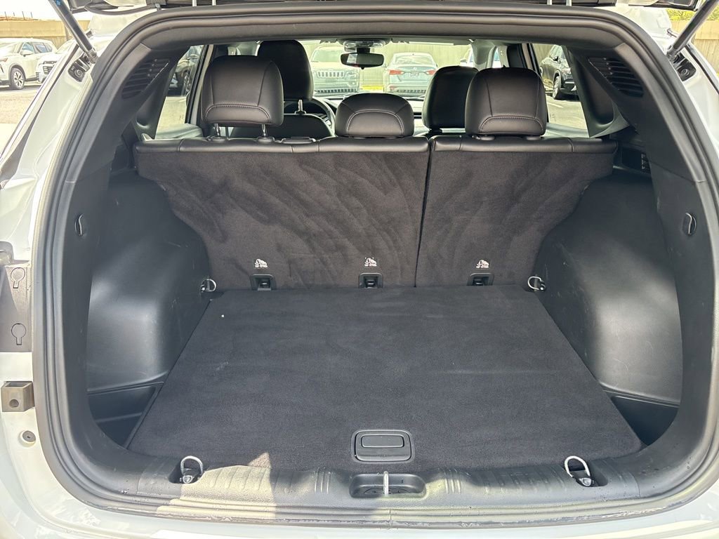 Used 2024 Jeep Compass Latitude image 7