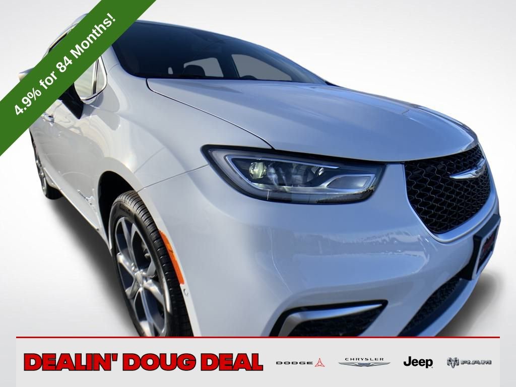 New 2026 Chrysler Pacifica Pinnacle image 7