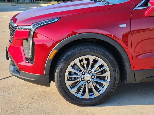 Used 2024 Cadillac XT4 Premium Luxury w/ Cold Weather Package image 8