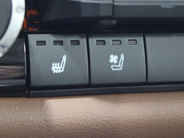 New 2025 Toyota Tundra 1794 Edition image 7