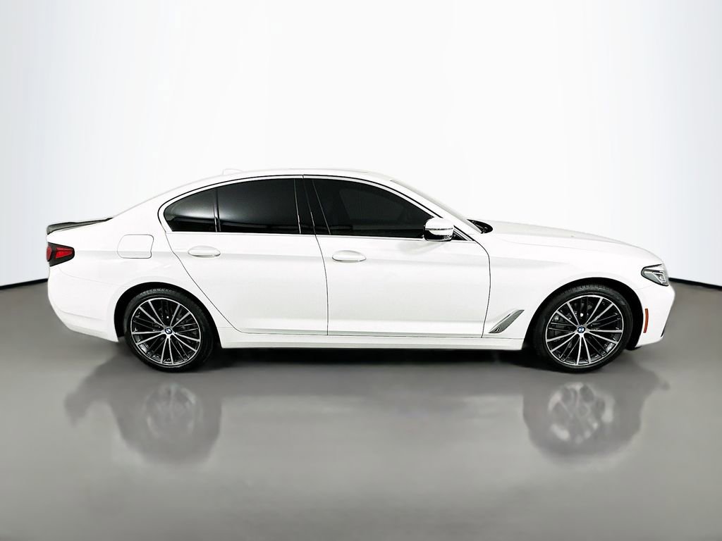 Certified 2023 BMW 530i w/ Convenience Package image 4