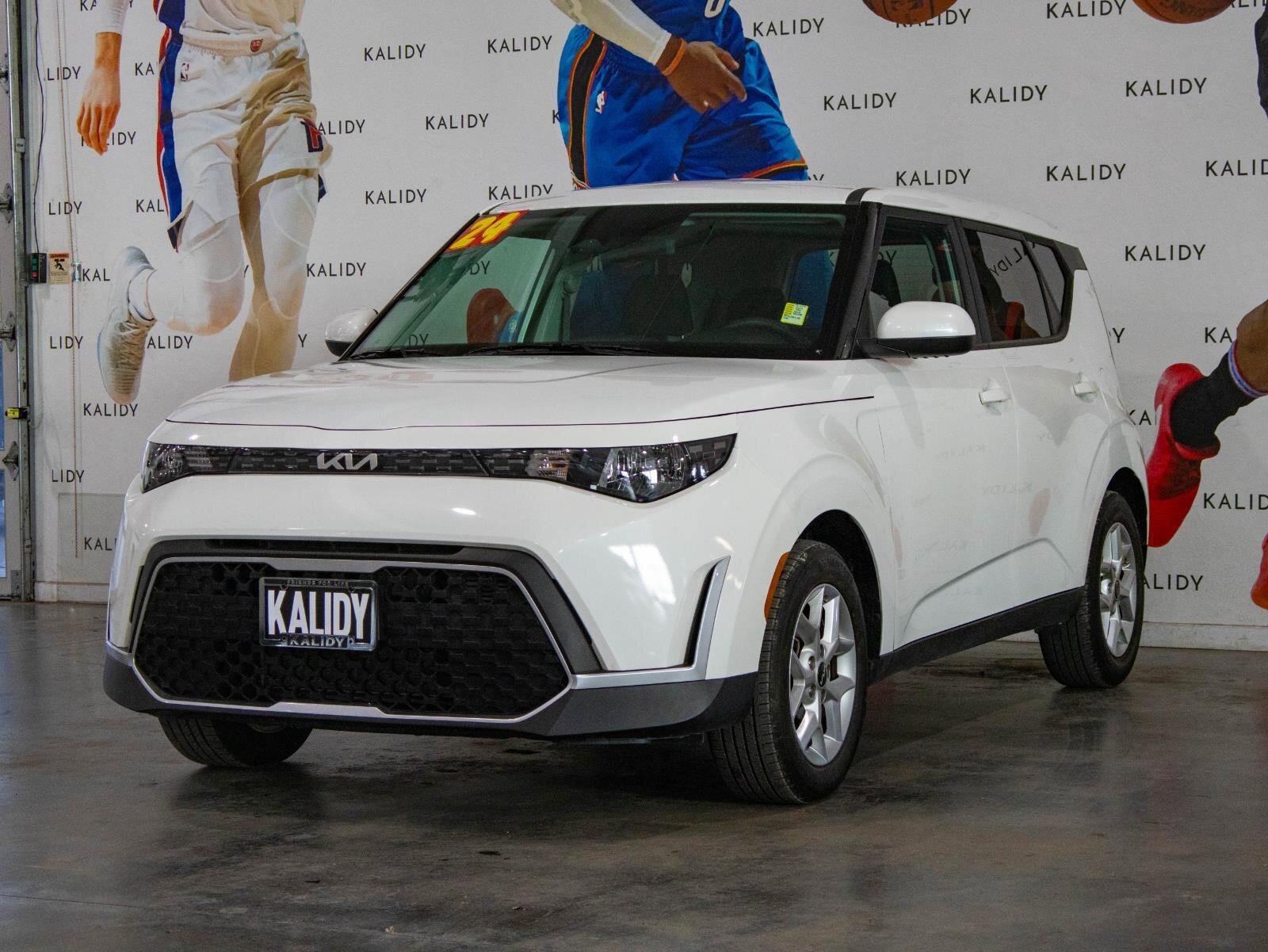 Used 2024 Kia Soul LX w/ Option Group 015 image 20