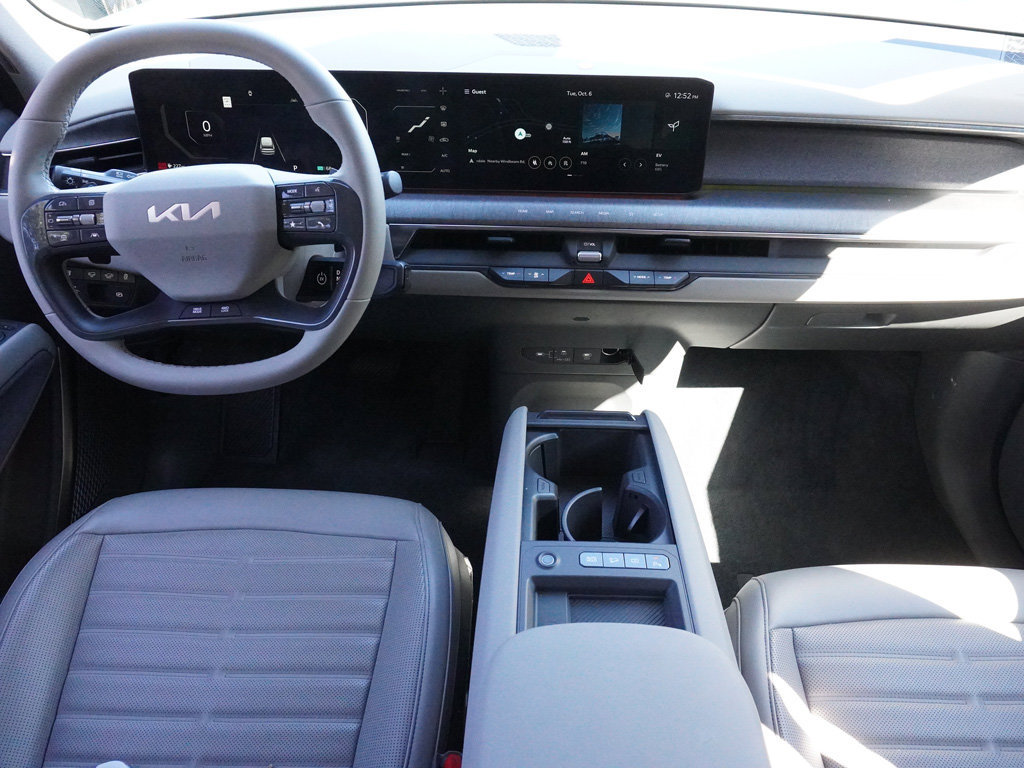 Used 2024 Kia EV9 Land AWD/4WD image 36