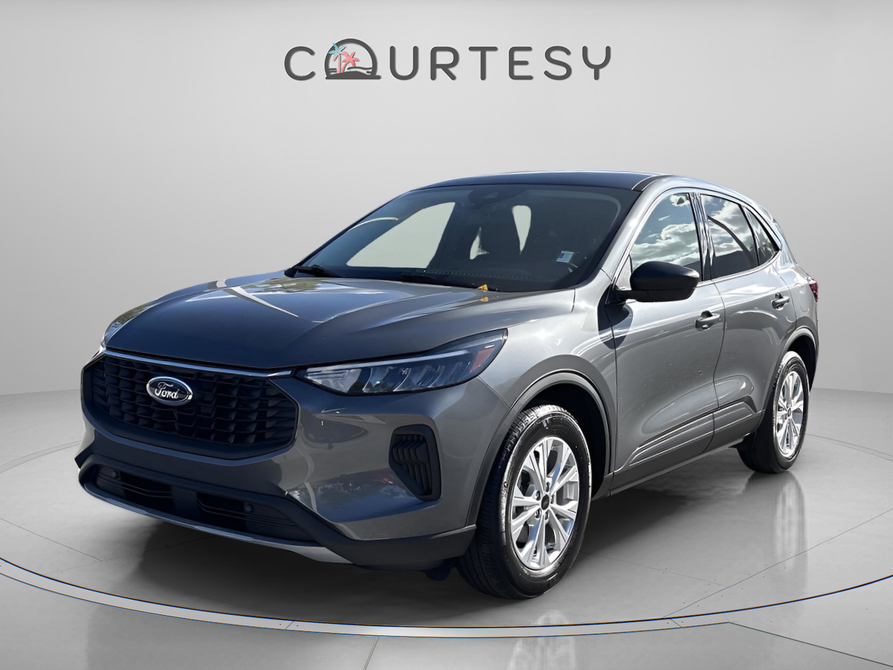 Used 2023 Ford Escape Active w/ Tech Pack #1 image 4