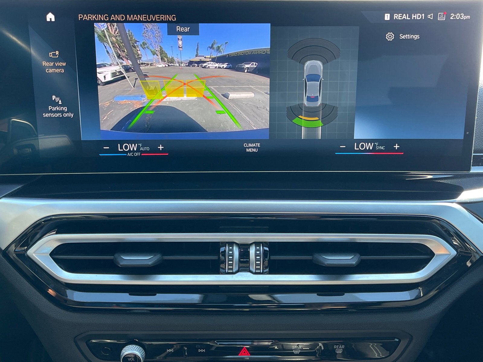 Used 2024 BMW 230i Coupe w/ Premium Package image 19