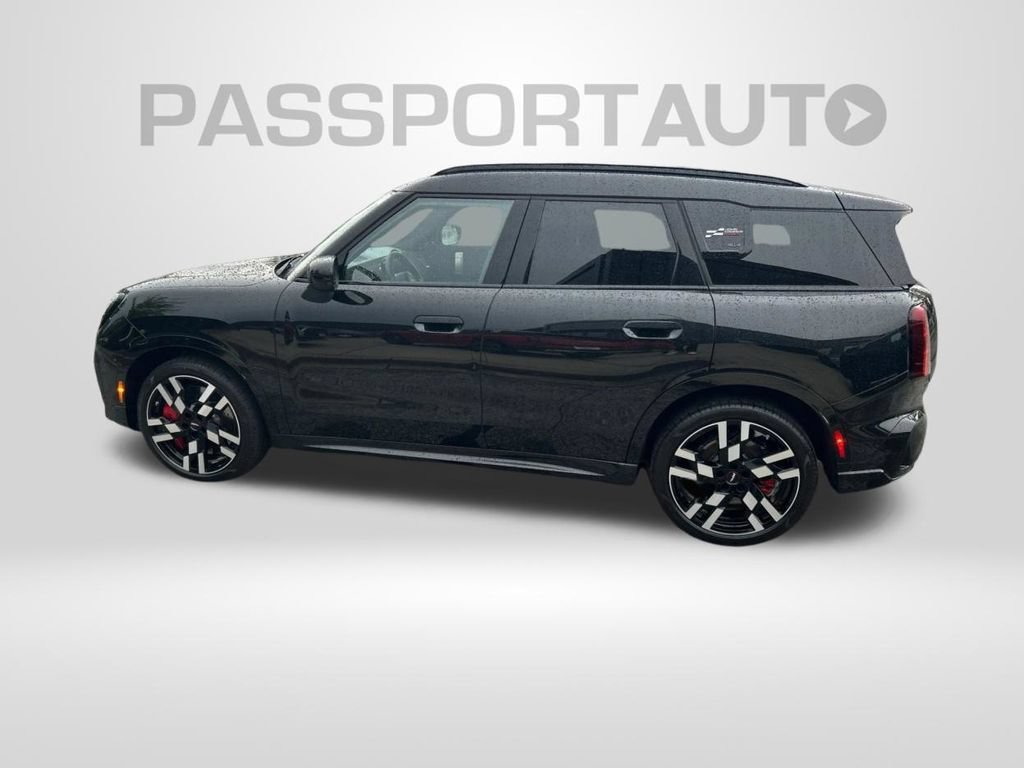 Used 2025 MINI Cooper Countryman John Cooper Works w/ Comfort Package Max AWD/4WD image 9