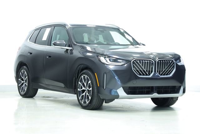 Used 2025 BMW X3 xDrive30i image 3