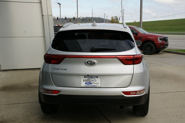 Used 2019 Kia Sportage LX w/ LX Popular Package image 4