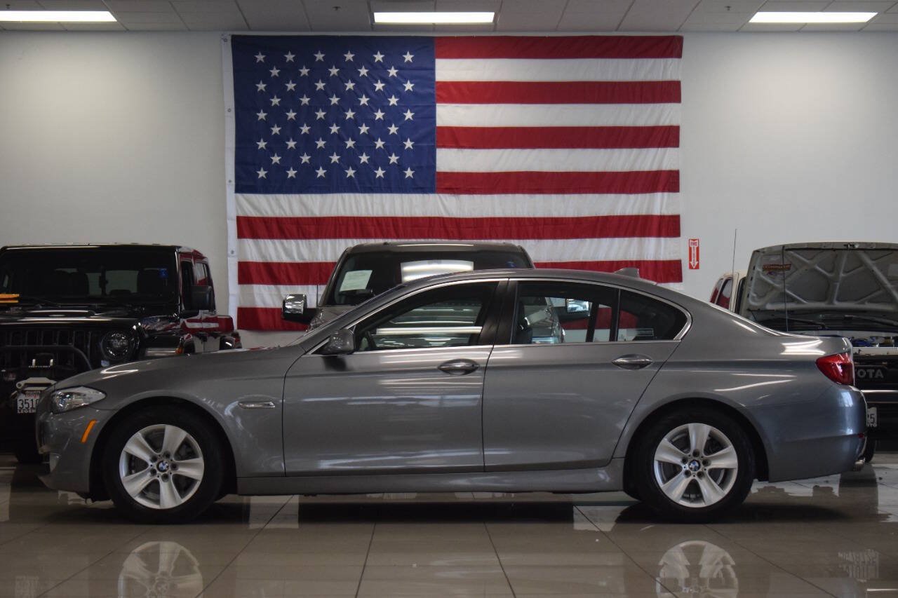 Used 2012 BMW 528i Sedan RWD image 17