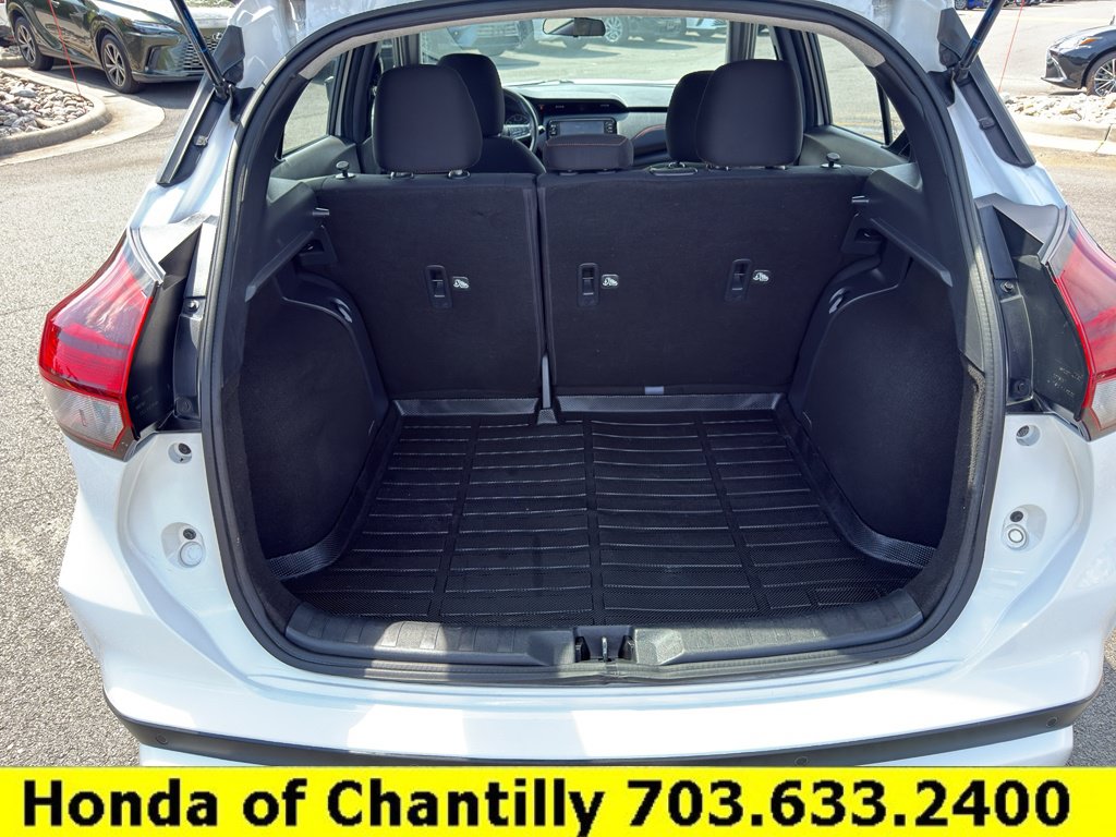 Used 2022 Nissan Kicks SR FWD image 23