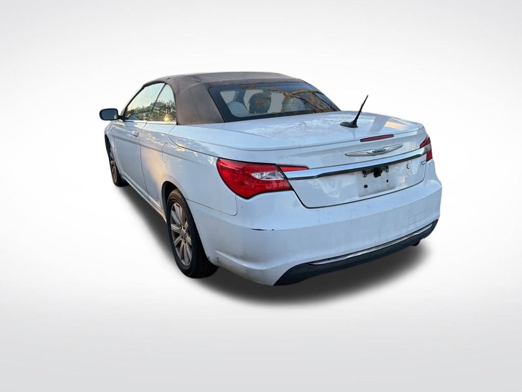 Used 2012 Chrysler 200 Touring image 6