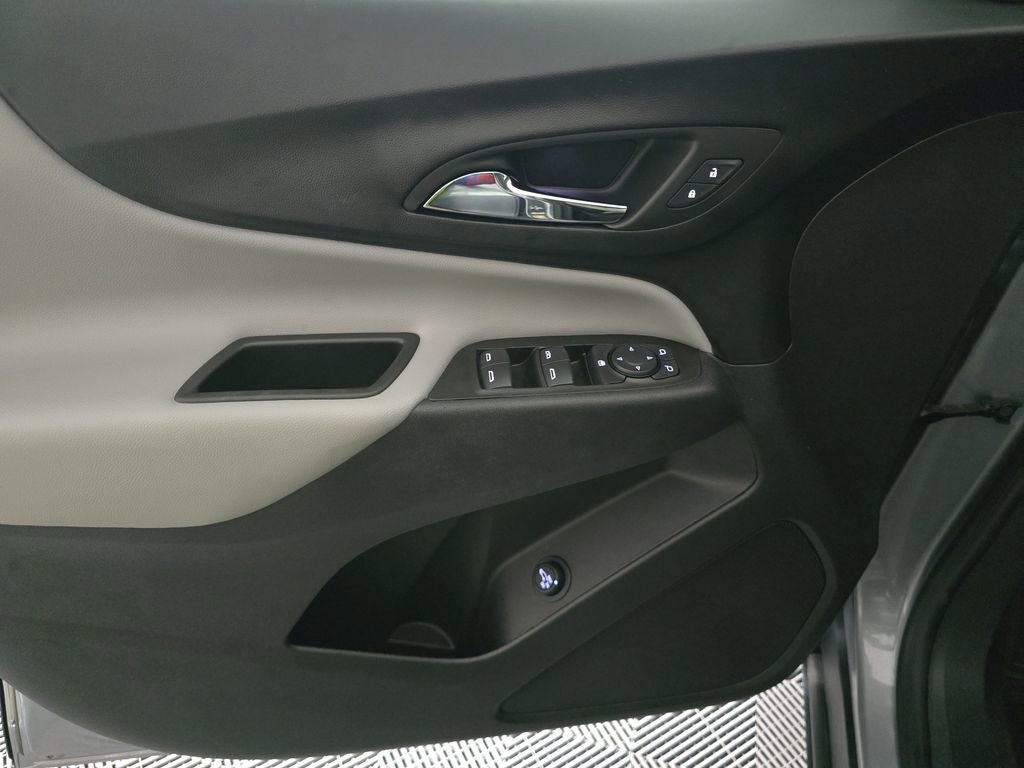 Used 2024 Chevrolet Equinox LT image 12