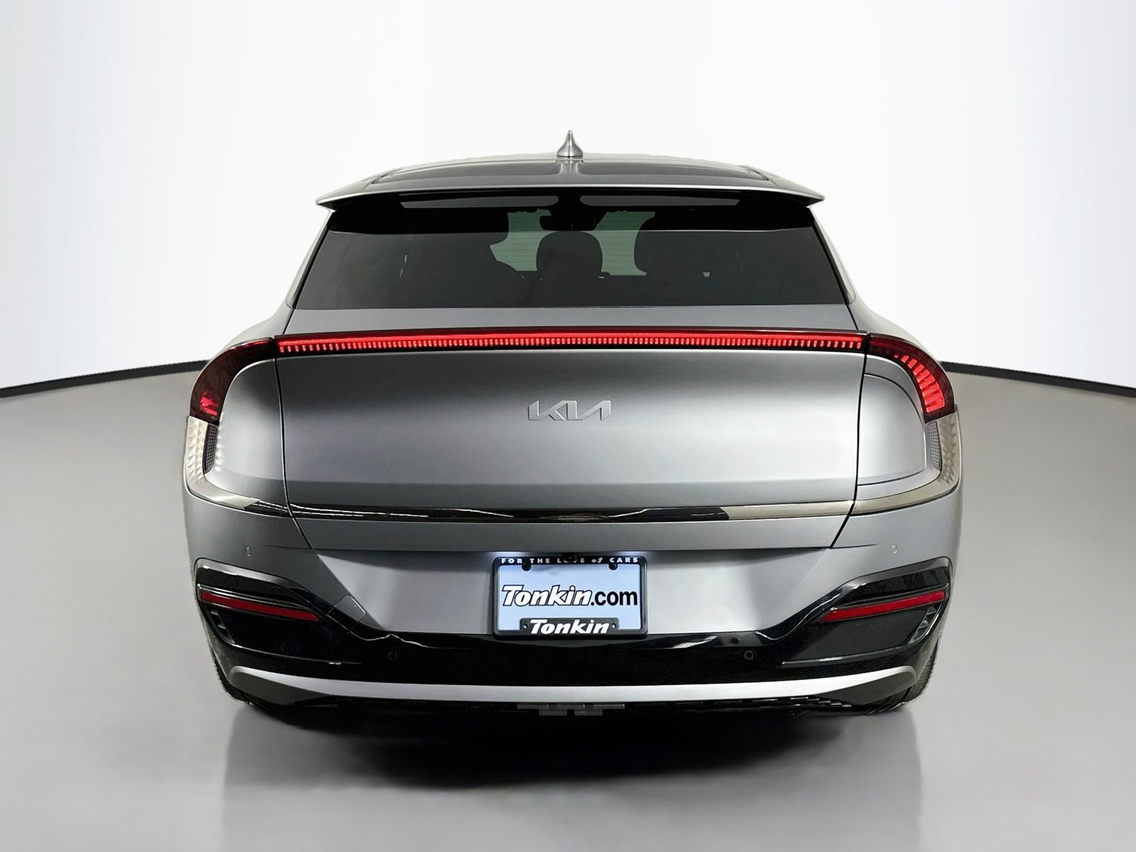 Used 2023 Kia EV6 GT-Line w/ GT-Line Suede Seat Package AWD/4WD image 6