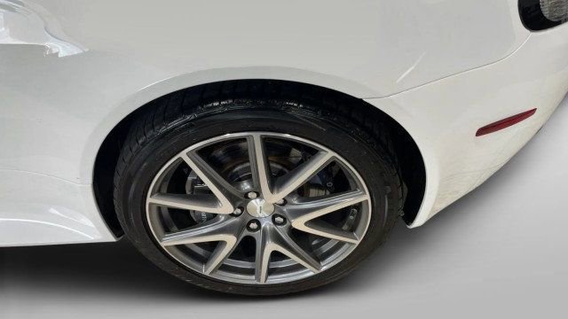 Used 2015 Aston Martin V8 Vantage GT image 19