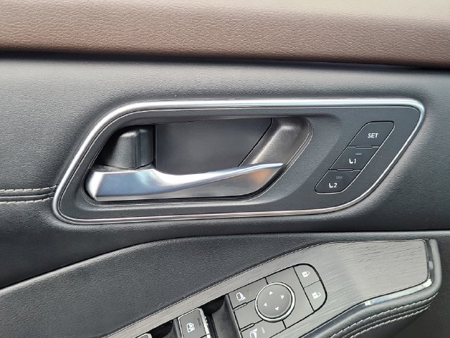Used 2023 Nissan Rogue Platinum w/ Platinum Premium Package AWD/4WD image 29