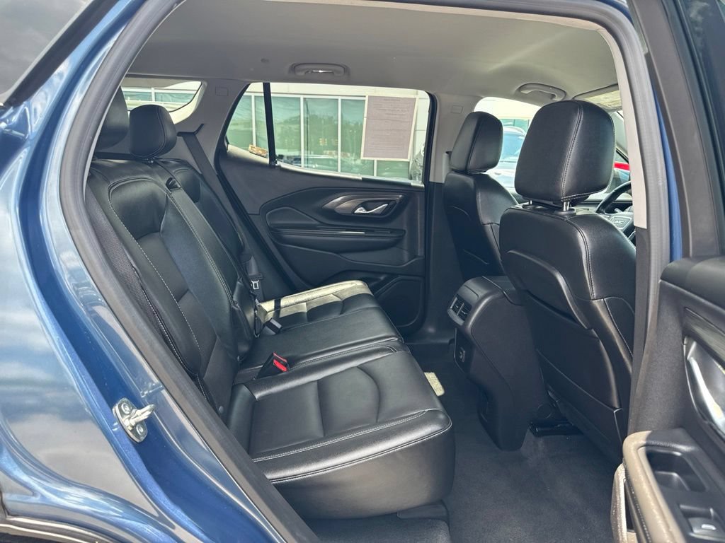 Used 2024 GMC Terrain SLT FWD image 19