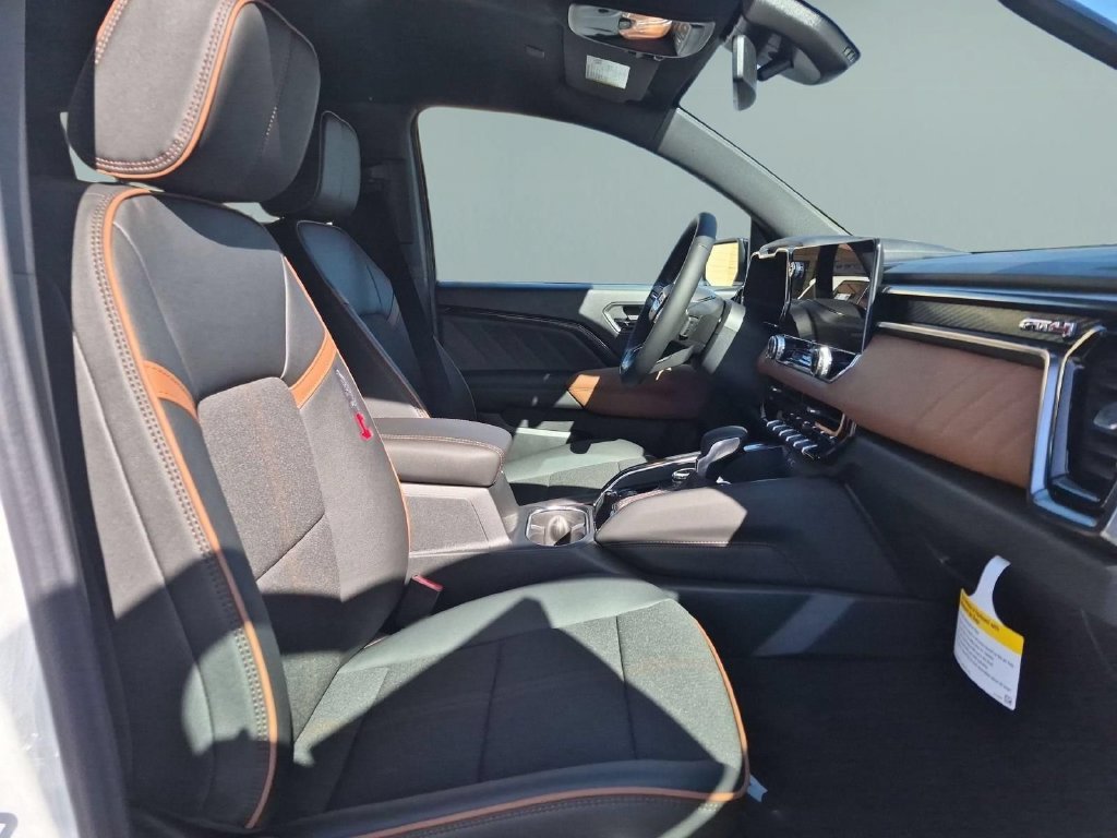New 2026 GMC Canyon AT4 AWD/4WD image 27