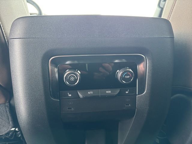 New 2026 Chevrolet Suburban High Country w/ Sun And Tow Package image 30