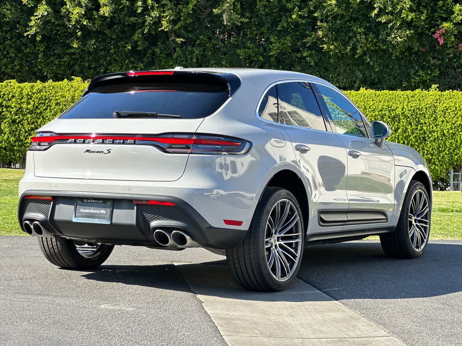 New 2026 Porsche Macan S AWD/4WD image 8