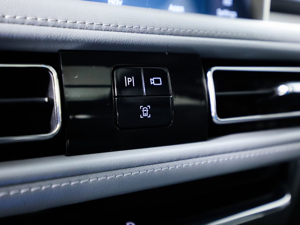 Used 2020 Lincoln Aviator Grand Touring w/ Equipment Group 302A image 33
