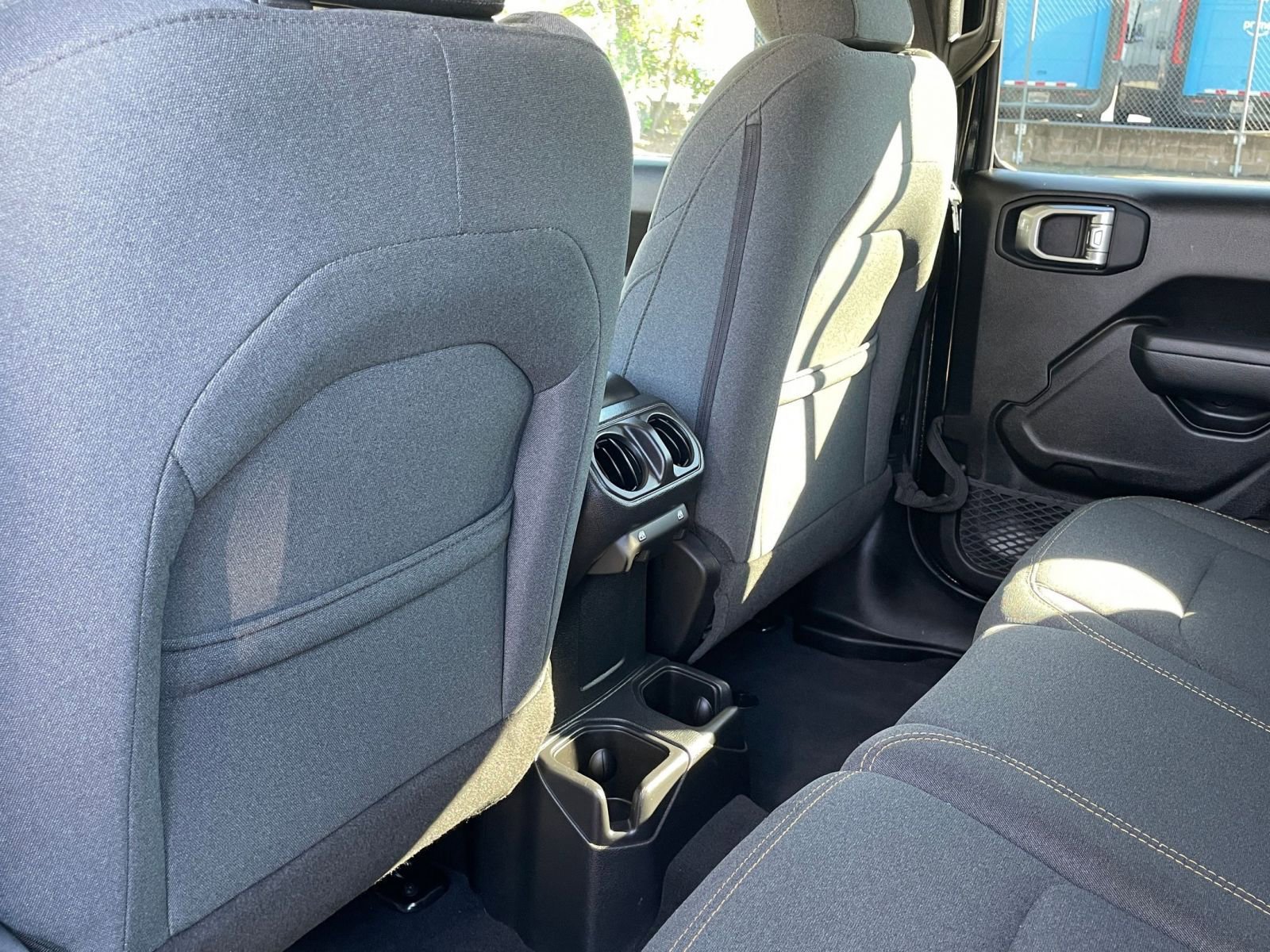 Used 2025 Jeep Wrangler Sport S AWD/4WD image 22