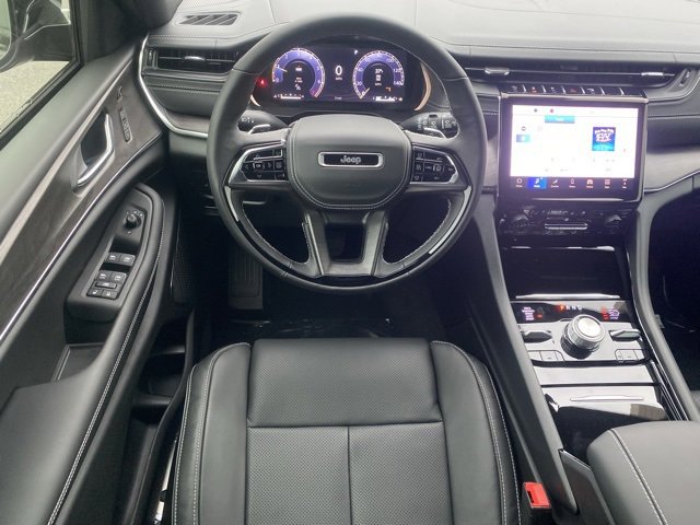 New 2025 Jeep Grand Cherokee L Overland w/ Advanced Protech Group III image 40