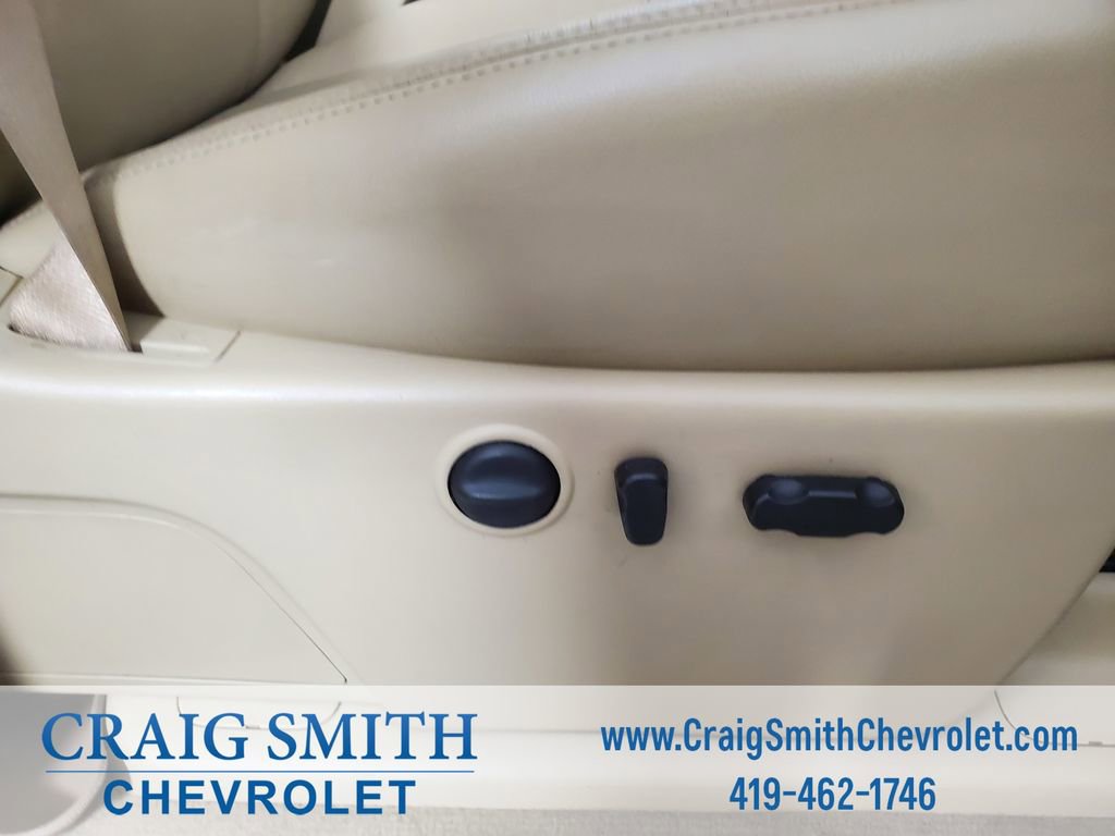 Used 2011 Chevrolet Silverado 1500 LTZ w/ LTZ White Diamond Edition image 17