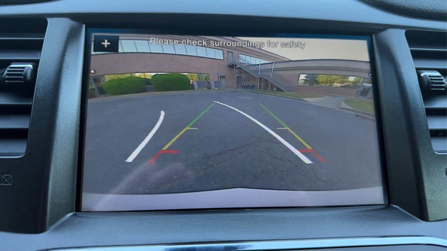 Used 2016 Lincoln MKS w/ Equipment Group 101A FWD image 11