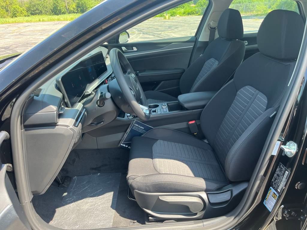 New 2026 Kia K5 LXS image 13