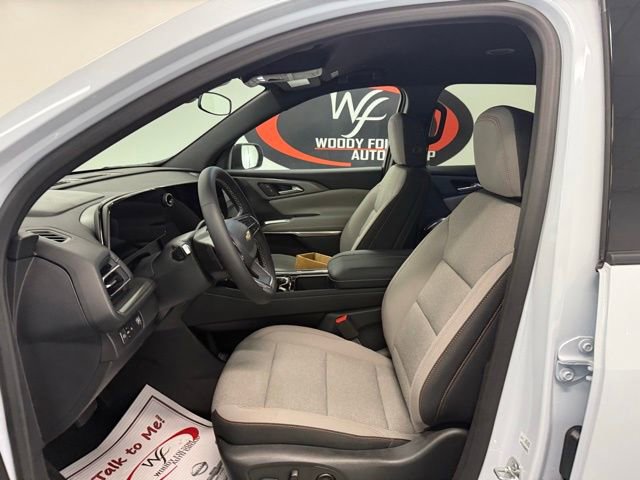 New 2026 Chevrolet Traverse LT image 11