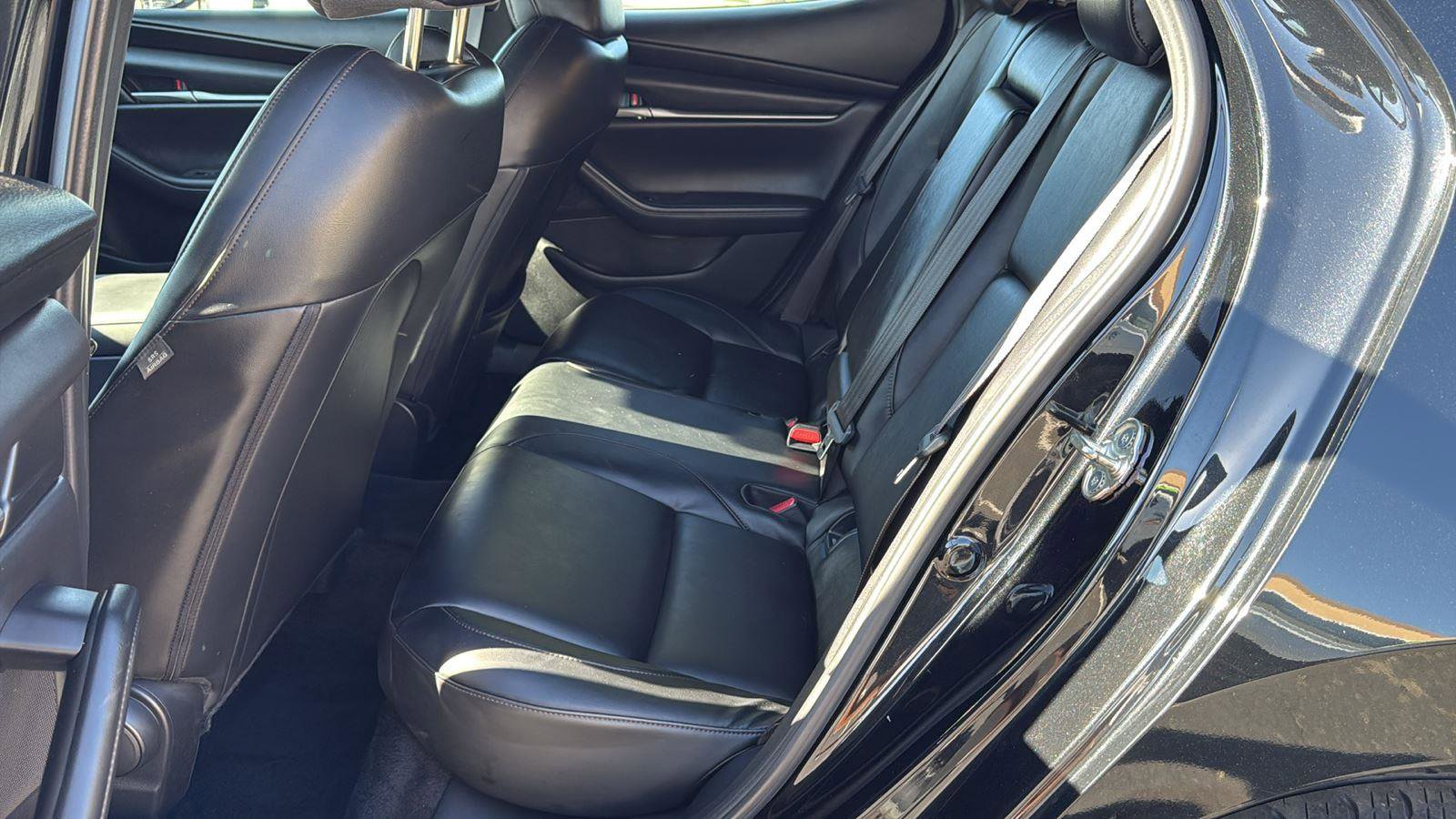 Used 2021 MAZDA MAZDA3 s image 20