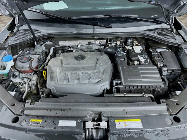 Used 2024 Volkswagen Tiguan SE image 28
