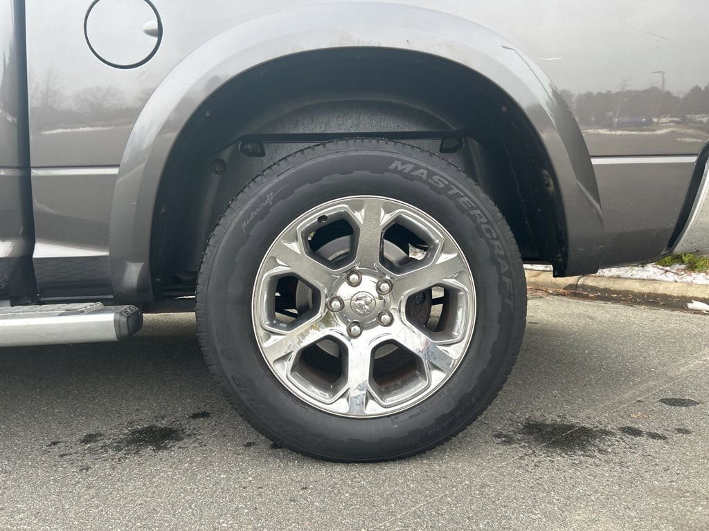 Used 2014 RAM 1500 Laramie w/ Convenience Group image 5