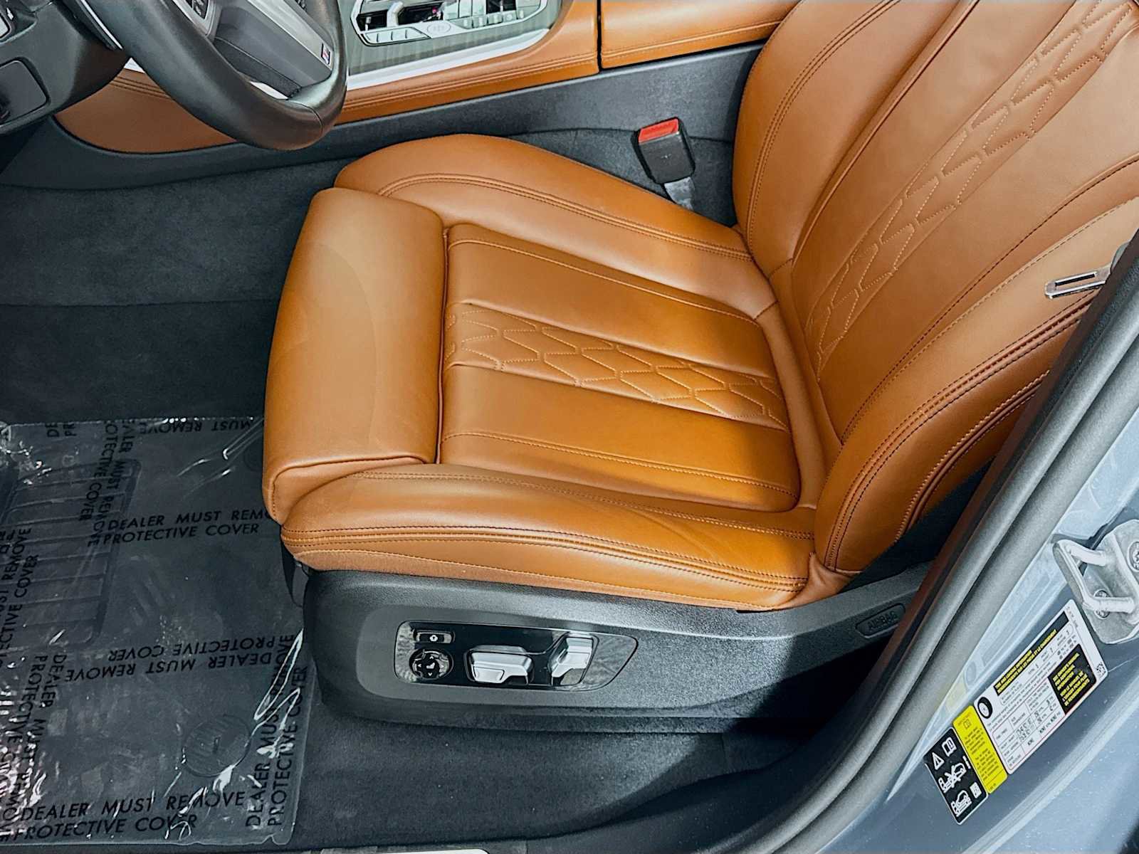 Used 2024 BMW X5 xDrive40i w/ M Sport Package image 21