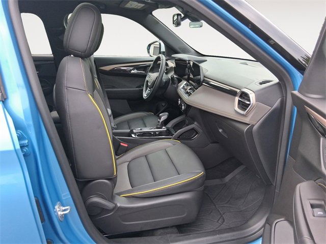 Used 2025 Chevrolet TrailBlazer ACTIV w/ Convenience Package image 15