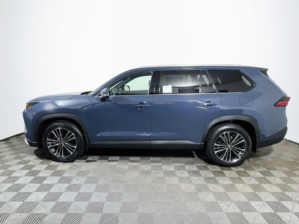New 2026 Toyota Grand Highlander AWD Hybrid image 4