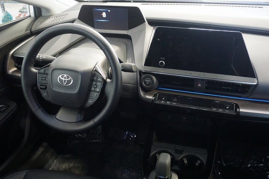 Used 2024 Toyota Prius XLE image 26