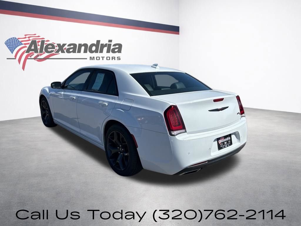 Used 2021 Chrysler 300 S image 9