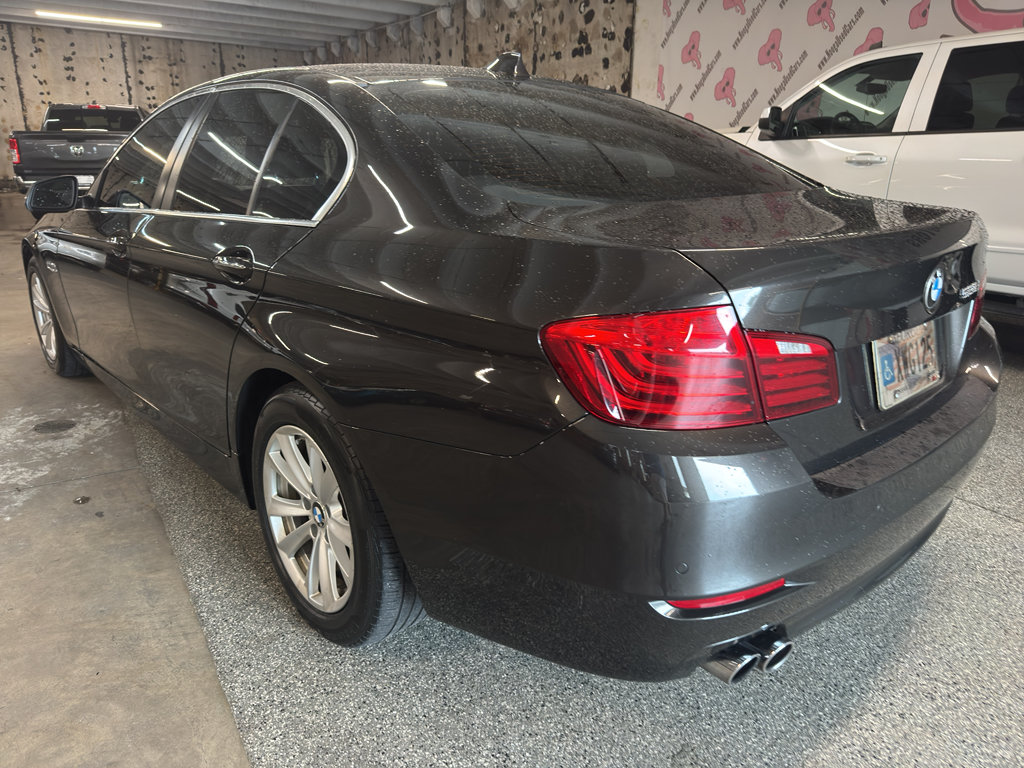 Used 2015 BMW 528i Sedan RWD image 4