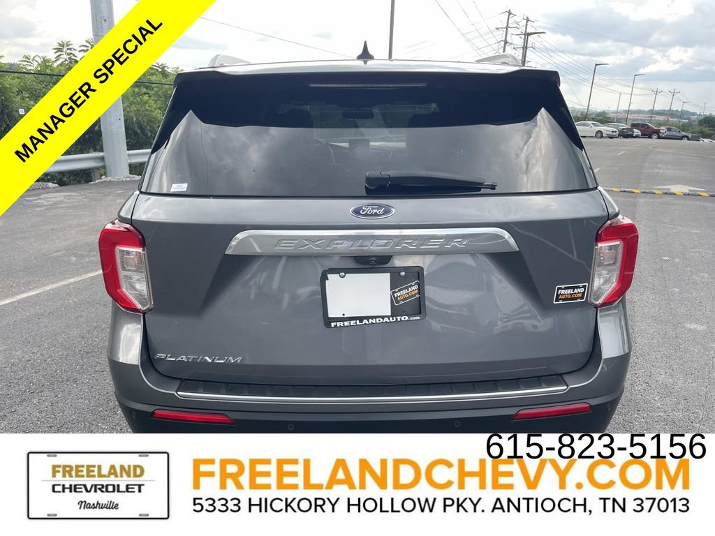 Used 2021 Ford Explorer Platinum w/ Premium Technology Package RWD image 4