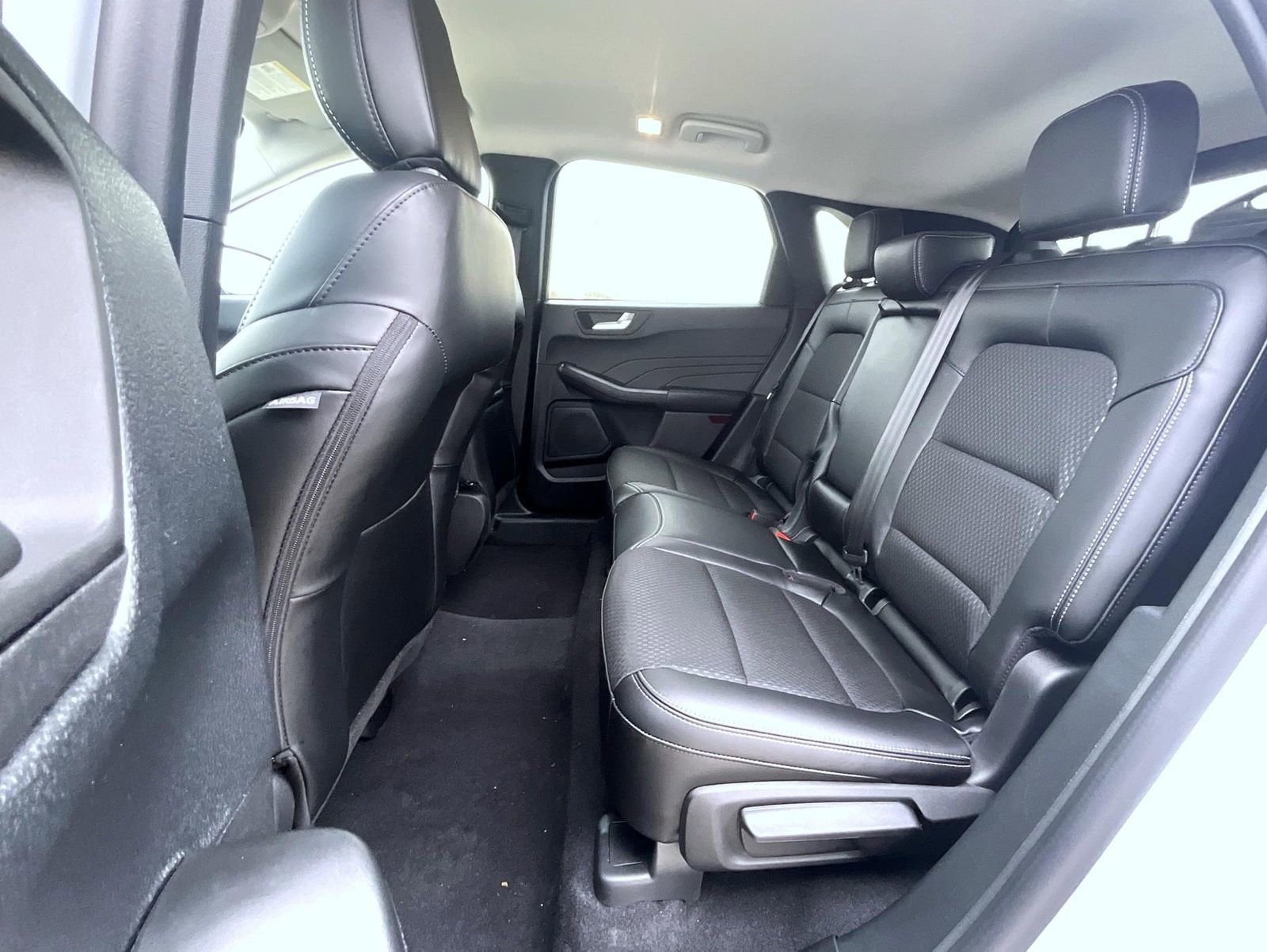 New 2026 Ford Escape SE image 12