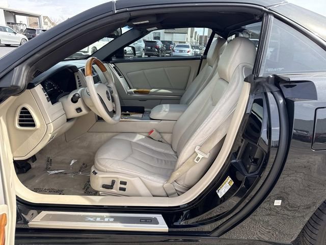 Used 2006 Cadillac XLR image 11