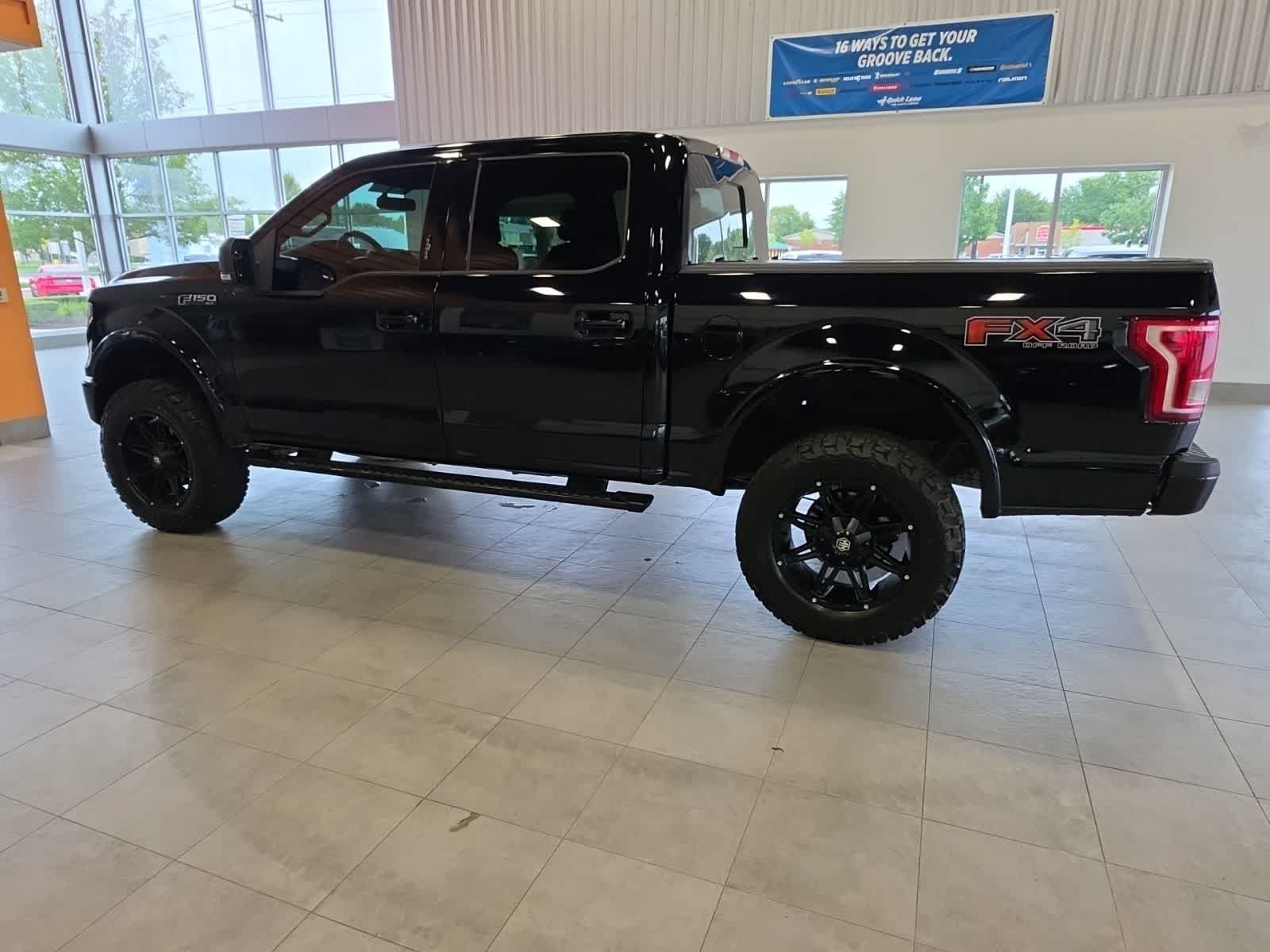 Used 2016 Ford F150 XLT w/ Equipment Group 302A Luxury AWD/4WD image 12